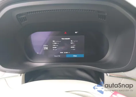 2023 Volvo Xc60 B5 Ultimate Bright Theme z USA, uszkodzony, nr VIN YV4L12DF7P1301418